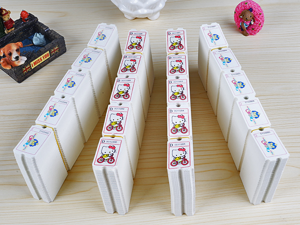 游戏厅彩色全票纸